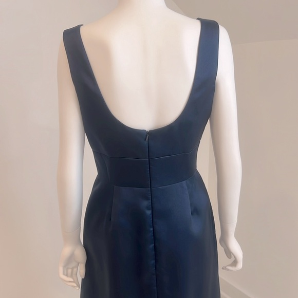 NWT SAMPLE SALE AlfredSung D658 size 12 Midnight Blue Mikado Pristine - Picture 5 of 7